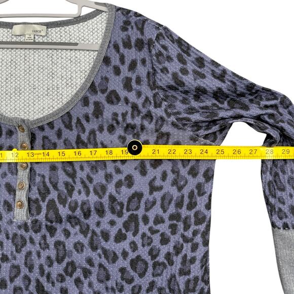 LUUKSE‎ Purple Animal Print Button-Up Henley Long Sleeve Top 1X - Picture 5 of 6